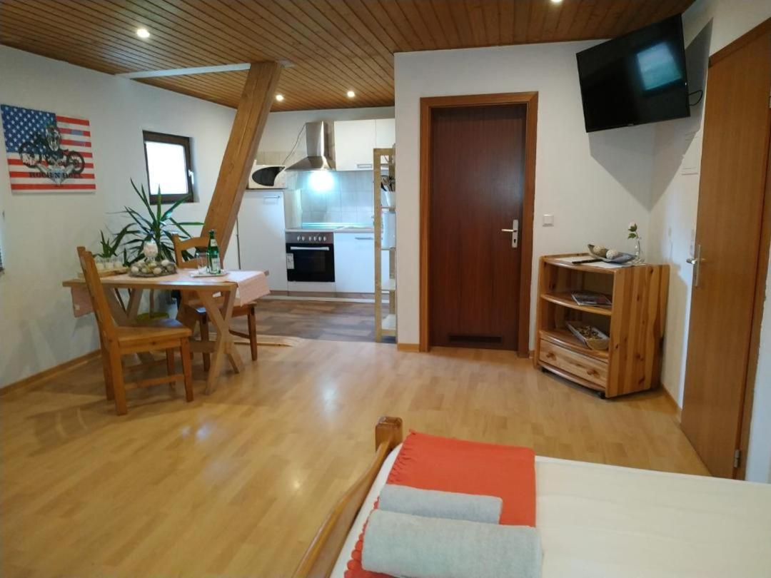 Edertaler Hof Apartamento Exterior foto